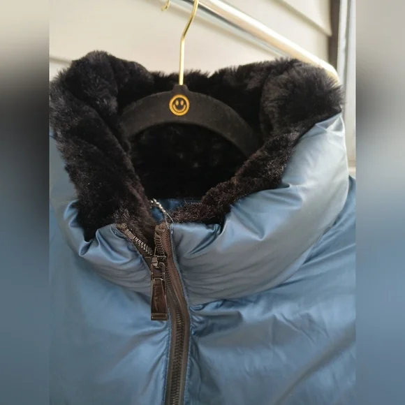 Nicole Miller NY Cropped Puffer Jacker Metallic Blue Various Sizes - Picture 10 of 15